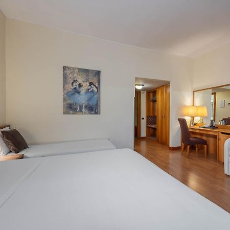 Ih Hotels Milano Eur - Trezzano Sul Naviglio Zewnętrze zdjęcie